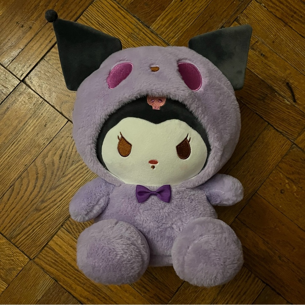Cute Sitting Kuromi Plush Toy